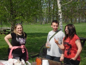 154 - Dragan (chief developer), Mara (account manager) i Zoka